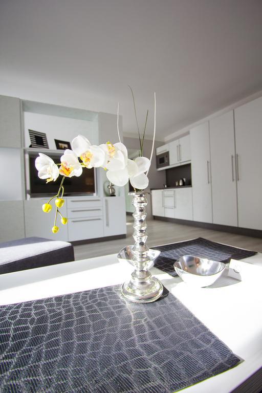 Aparthotel "Am Fliess" Hoyerswerda Quarto foto
