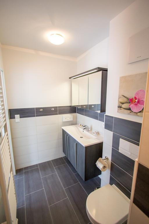 Aparthotel "Am Fliess" Hoyerswerda Quarto foto